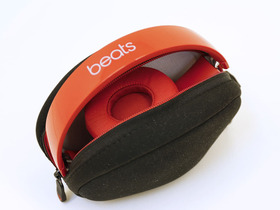 Beats Solo 2 Wireless