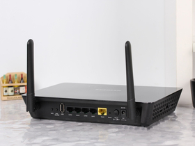 NETGEAR R6220