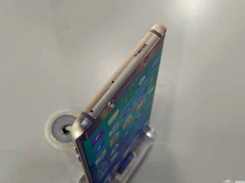 三星Galaxy S6 edge+