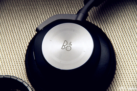 Bang & Olufsen H7