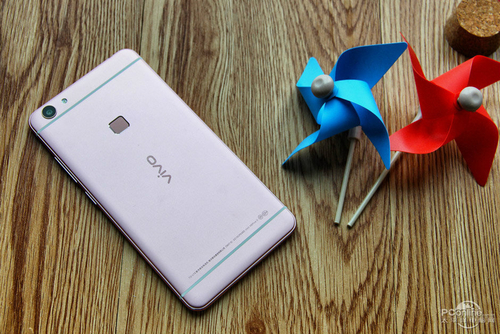 vivo X6s Plus