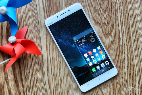 vivo X6s Plus