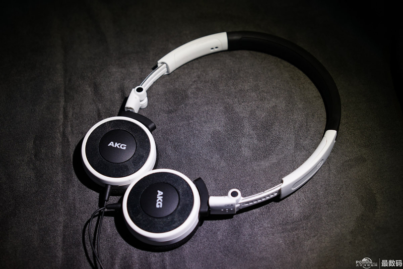 AKG Y30ͼ