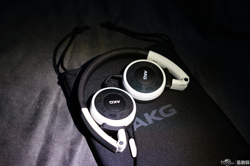 AKG Y30ͼ