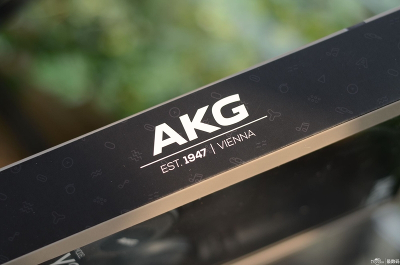 AKG Y30ͼ