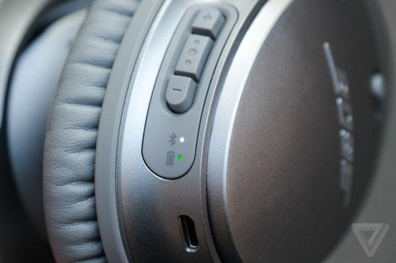 BOSE QuietComfort 35(QC35)ͼ