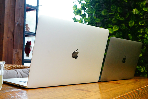苹果 13英寸新MacBook Pro(MNQF2CH/A)