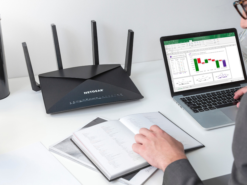 Netgear Nighthawk 夜鹰X10