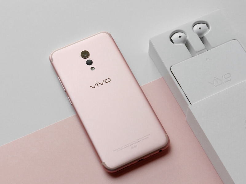 vivo Xplay6ͼ