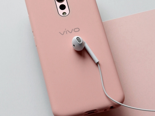 vivo Xplay6