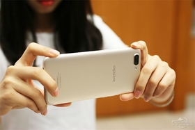 OPPO R11