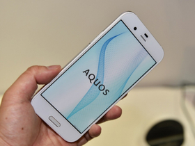 AQUOS RЧͼ6