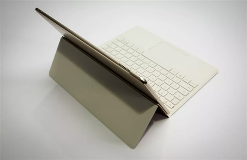 华为MateBook E(i5-7Y54/4GB/256GB)