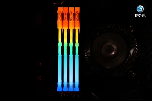 影驰GAMER Ⅲ极光RGB DDR4-3000 16G(8G×2)套装