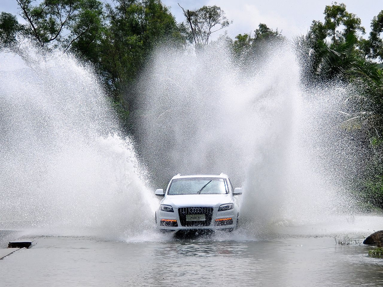 奧迪Q7外觀高清大圖