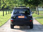 2010 Ž 2.4L r(sh)а