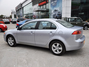 2010款 1.8L MT 時(shí)尚版 睿智型 2010款 1.8L MT 時(shí)尚版 睿智型