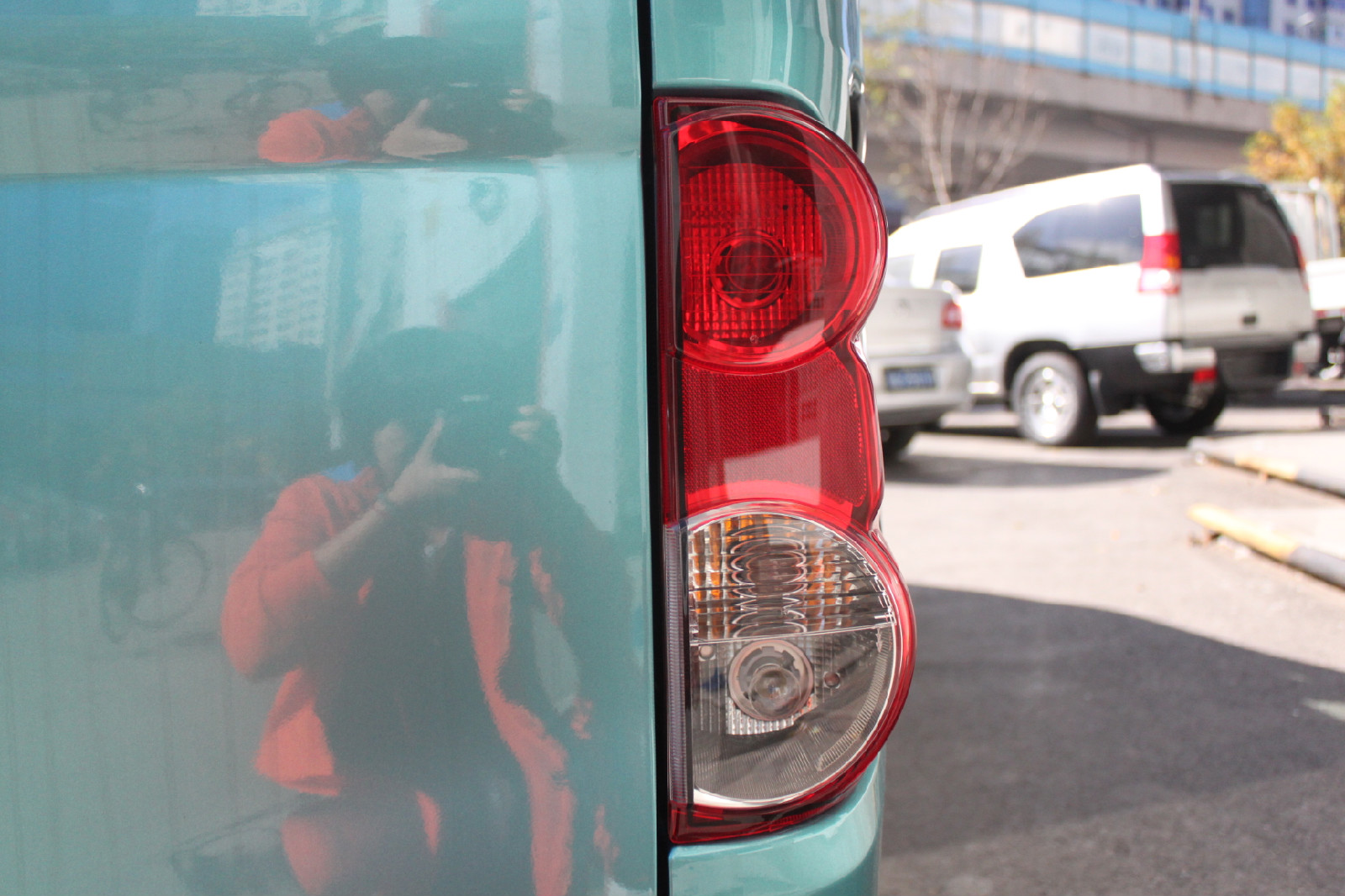 日產(chǎn)NV200外觀高清大圖