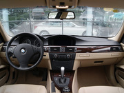 2010 320i A