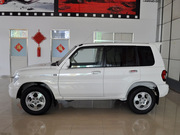 2010款 經(jīng)典版 2.0L 四驅(qū)豪華型 2010款 經(jīng)典版 2.0L 四驅(qū)豪華型