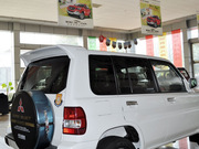 2010款 經(jīng)典版 2.0L 四驅(qū)豪華型 2010款 經(jīng)典版 2.0L 四驅(qū)豪華型