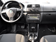 2011款 1.6L 自動(dòng)酷黑版 2011款 1.6L 自動(dòng)酷黑版