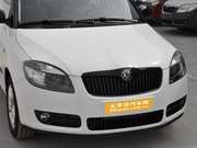 2011款 1.6L 自動酷黑版 2011款 1.6L 自動酷黑版