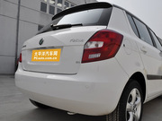 2011款 1.6L 自動酷黑版 2011款 1.6L 自動酷黑版