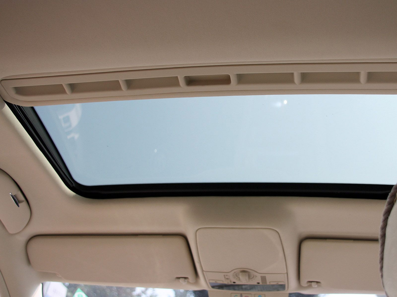 領(lǐng)馭內(nèi)飾高清大圖