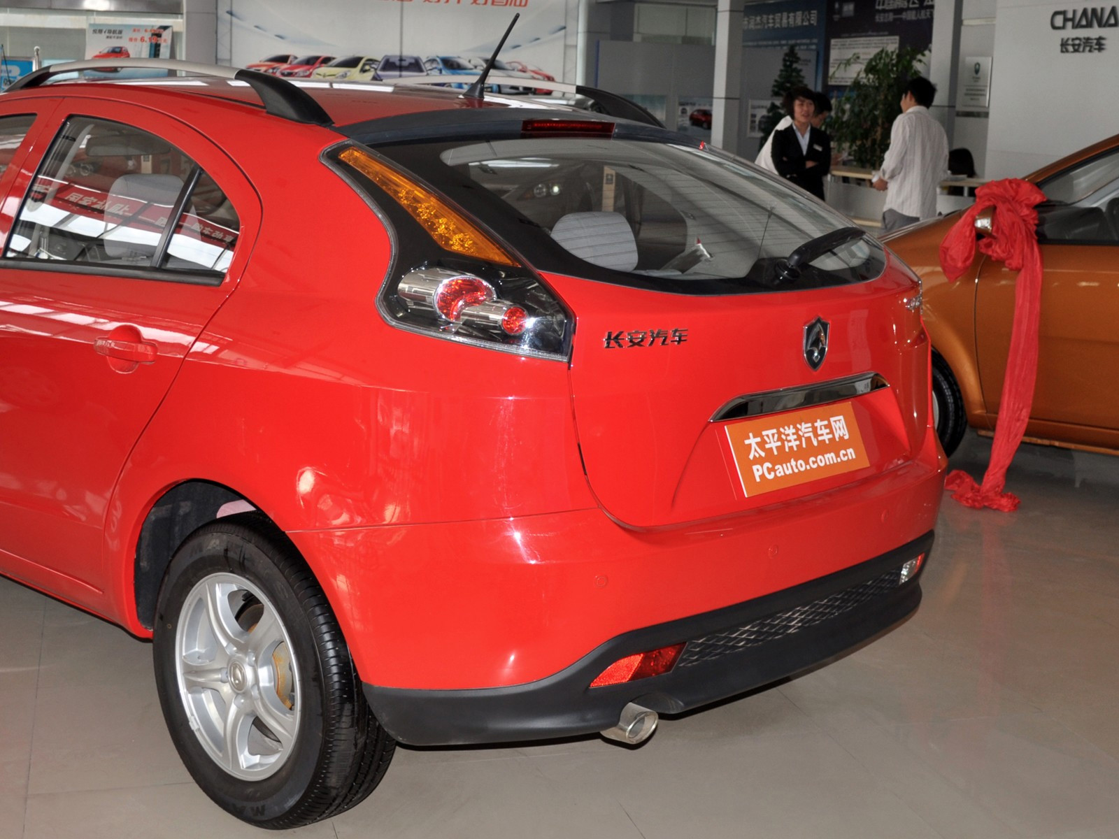 長(zhǎng)安CX30外觀高清大圖