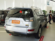 2010 Ž 2.4L r(sh)а