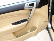 2011款 兩廂 1.6L DVVT 手動(dòng)進(jìn)取型