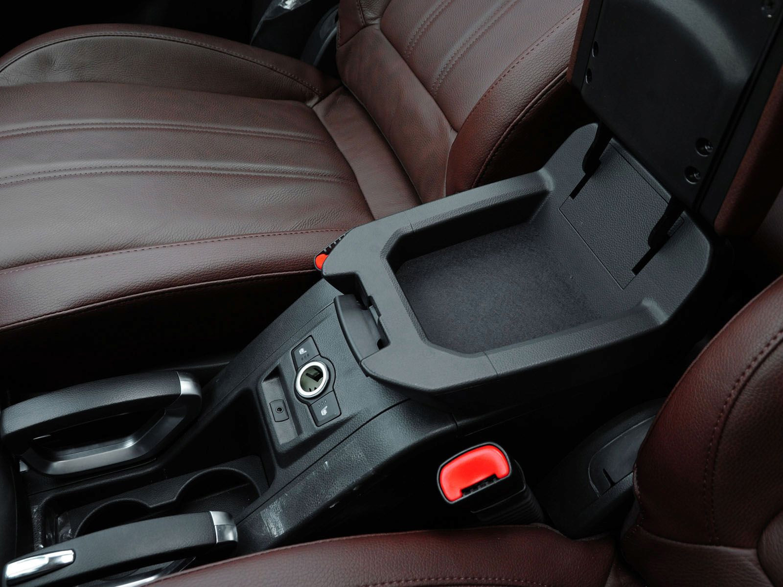 安德拉內(nèi)飾高清大圖