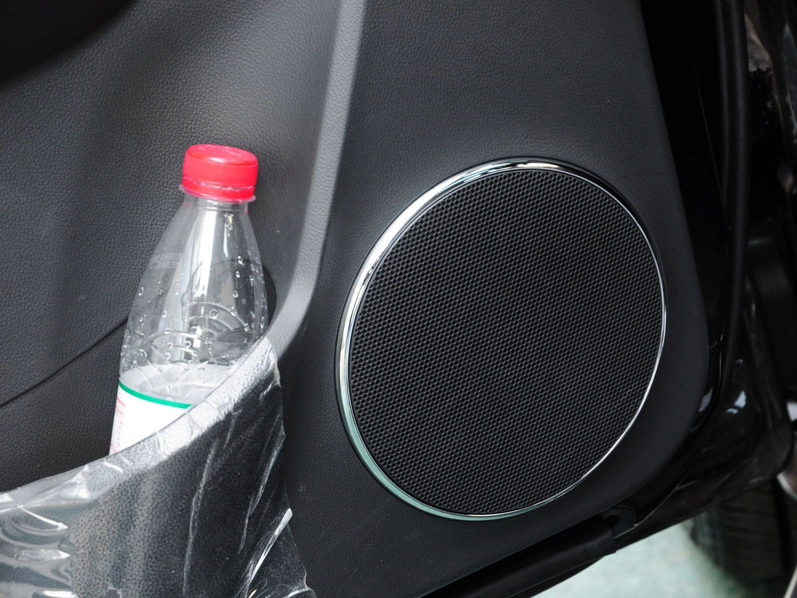 安德拉內(nèi)飾高清大圖