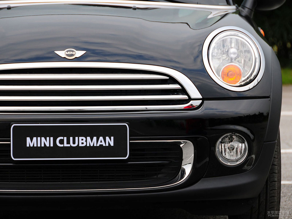 子夜黑MINI CLUBMAN車頭外觀圖片