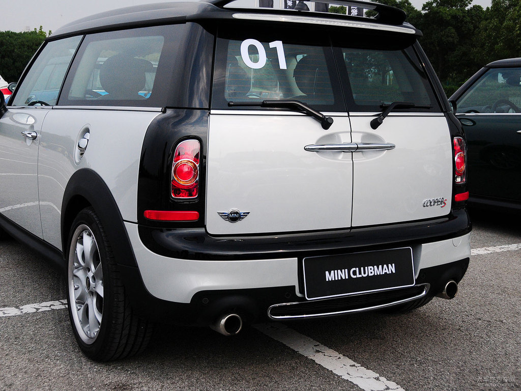 yɫMINI CLUBMAN܇β^DƬ
