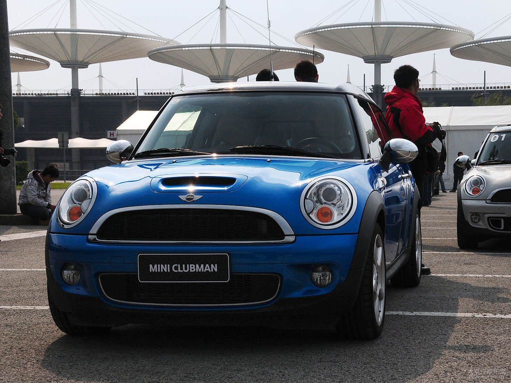 激光藍(lán)MINI CLUBMAN整車外觀外觀圖片