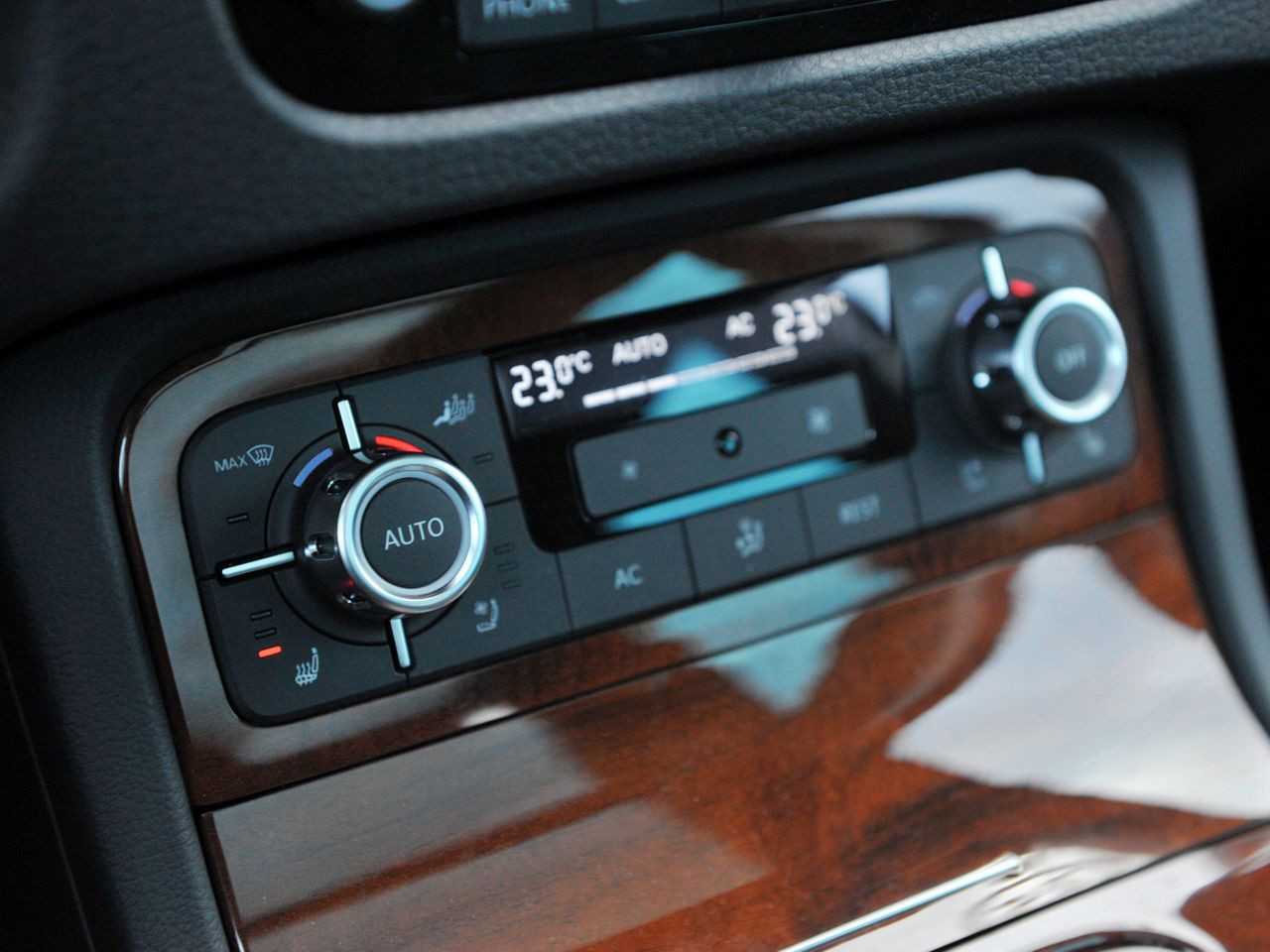 途銳內(nèi)飾高清大圖