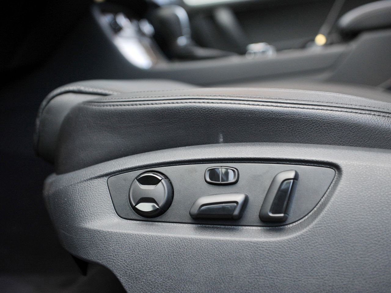 途銳內(nèi)飾高清大圖