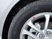 2011款 1.6L 自動(dòng)Premium 2011款 1.6L 自動(dòng)Premium