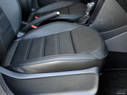 2011款 1.6L 自動(dòng)致酷版