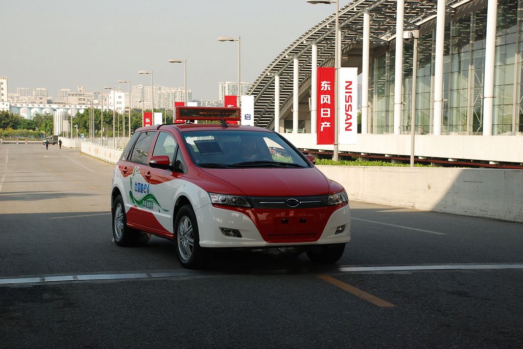 比亞迪e6車展高清大圖