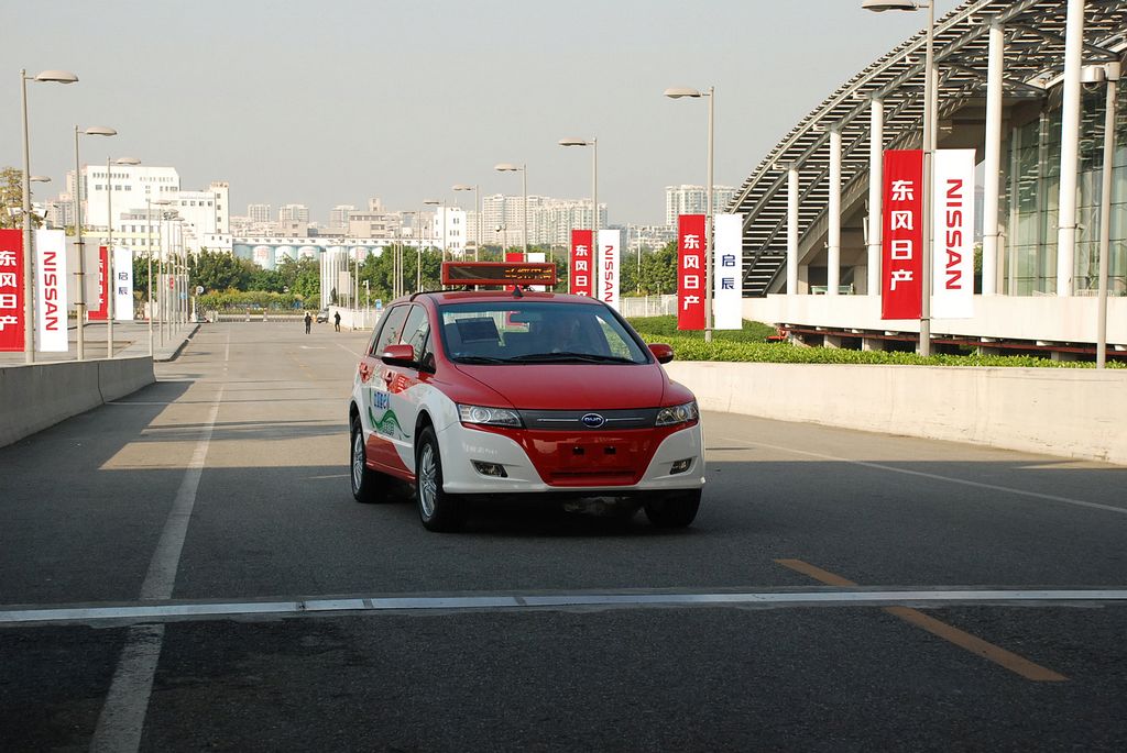 比亞迪e6車展高清大圖