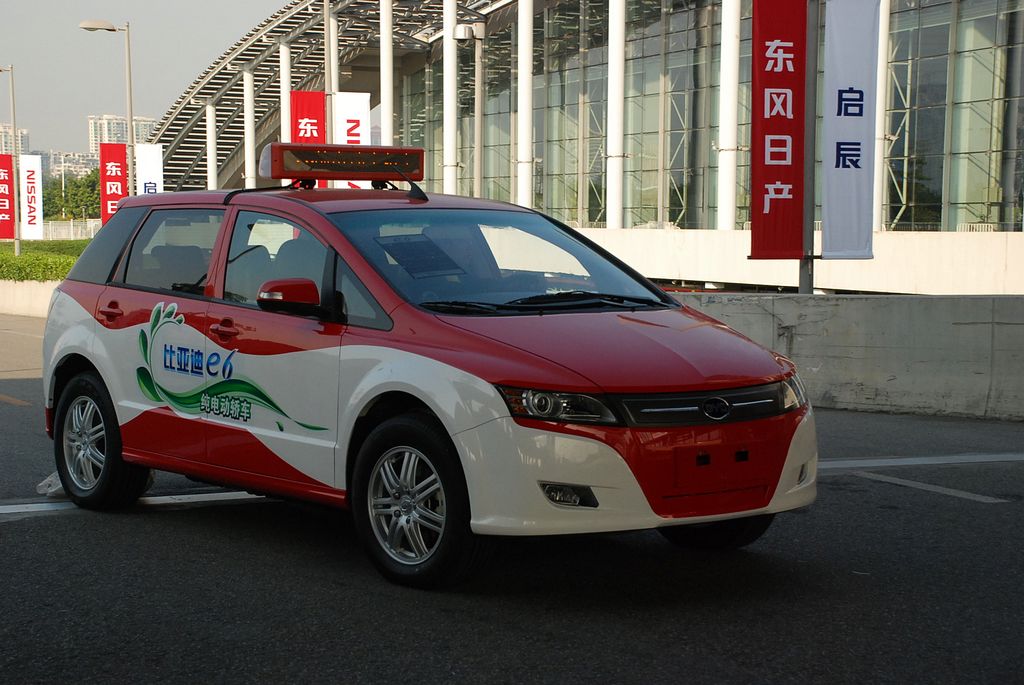 比亞迪e6車展高清大圖
