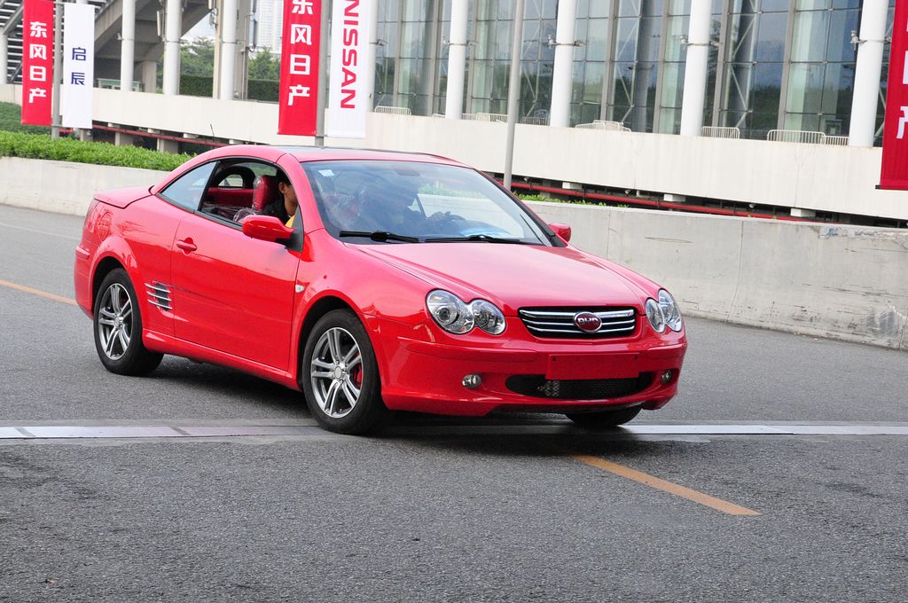 比亞迪S8車展高清大圖