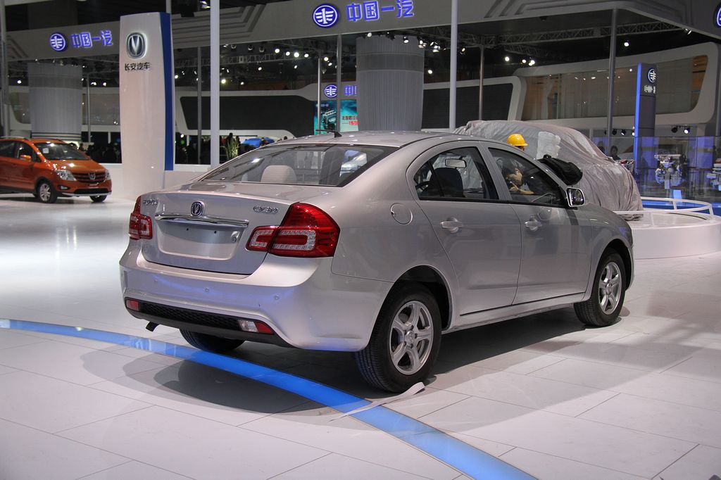 長(zhǎng)安CX30車(chē)展高清大圖