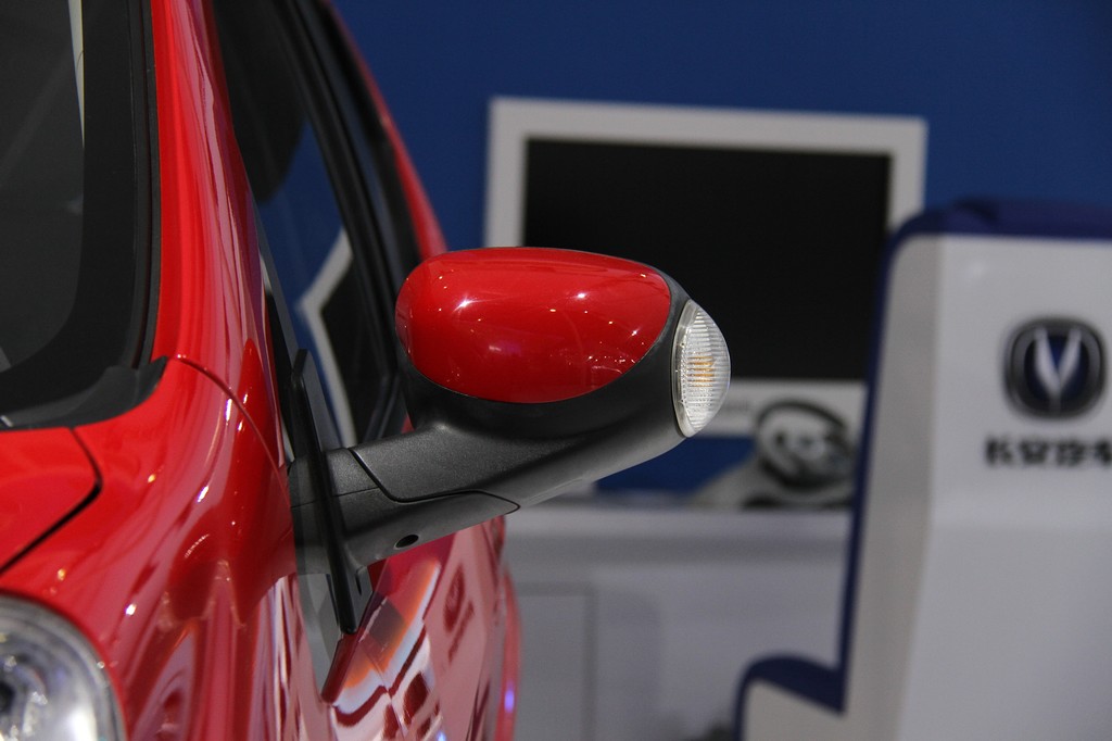 奔奔Mini車展高清大圖