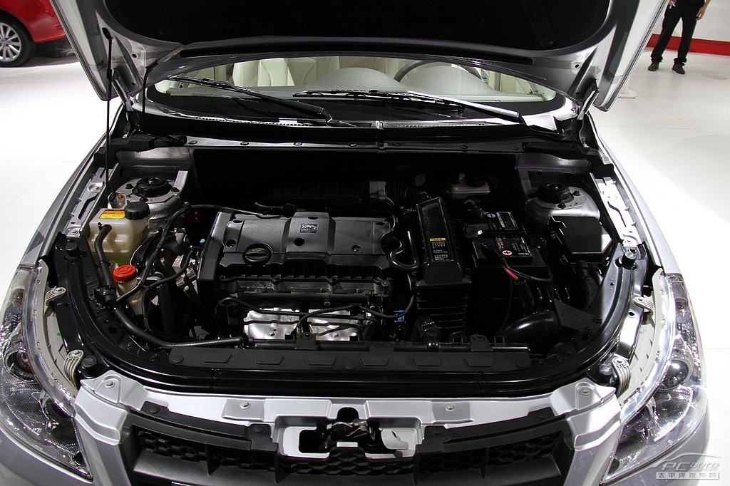 東風(fēng)風(fēng)神S30車(chē)展高清大圖