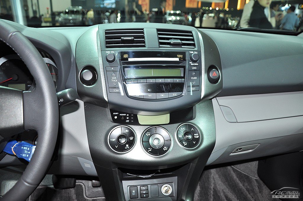 RAV4榮放圖片