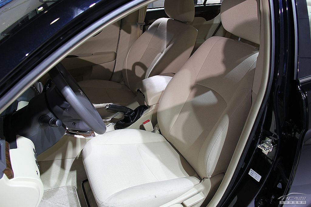 華泰B11車展高清大圖